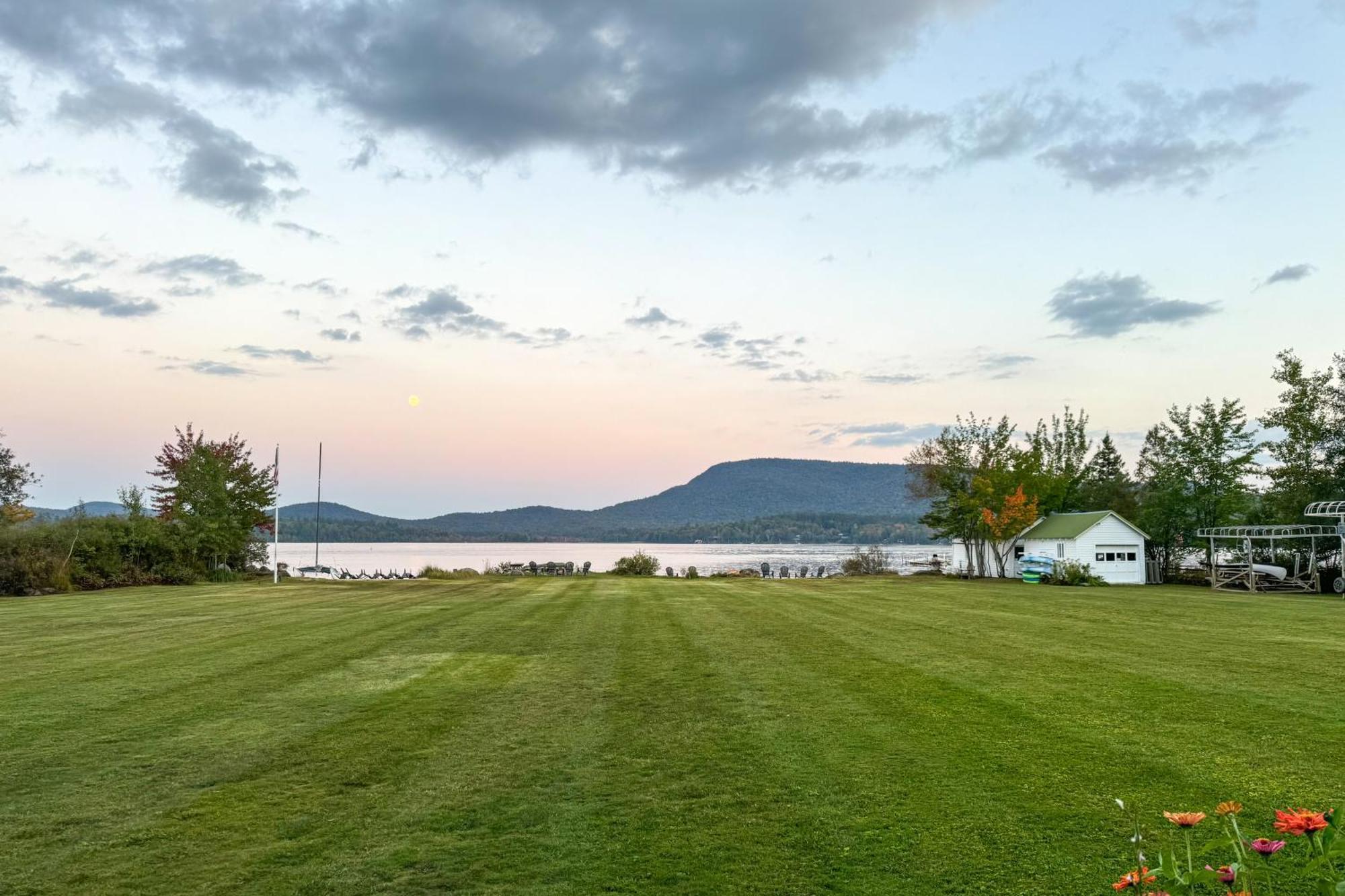 Lake Pleasant Cabin On 3 Acres With Kayaks And Beach! Exteriér fotografie