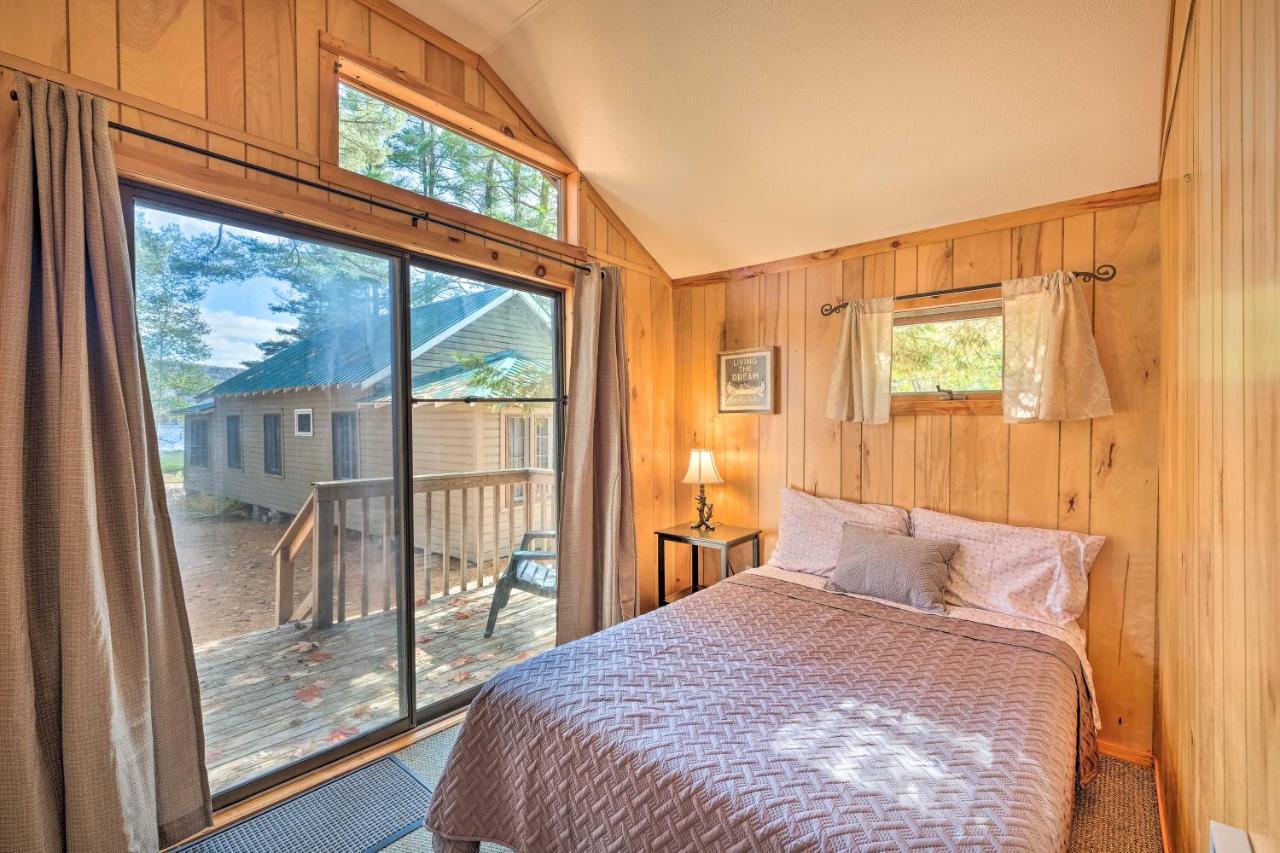 Lake Pleasant Cabin On 3 Acres With Kayaks And Beach! Exteriér fotografie